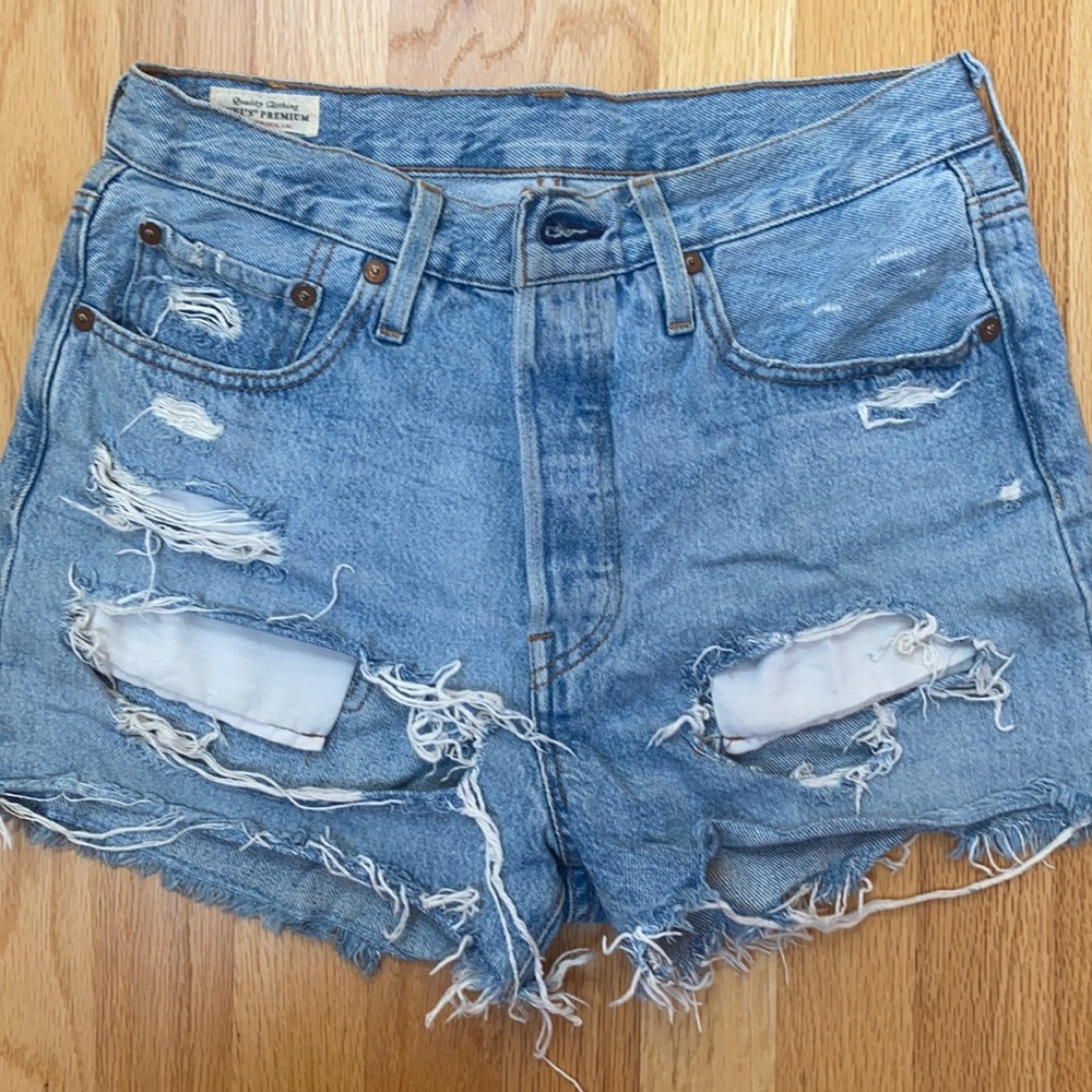 Levi’s 501 High-Waisted Denim Short